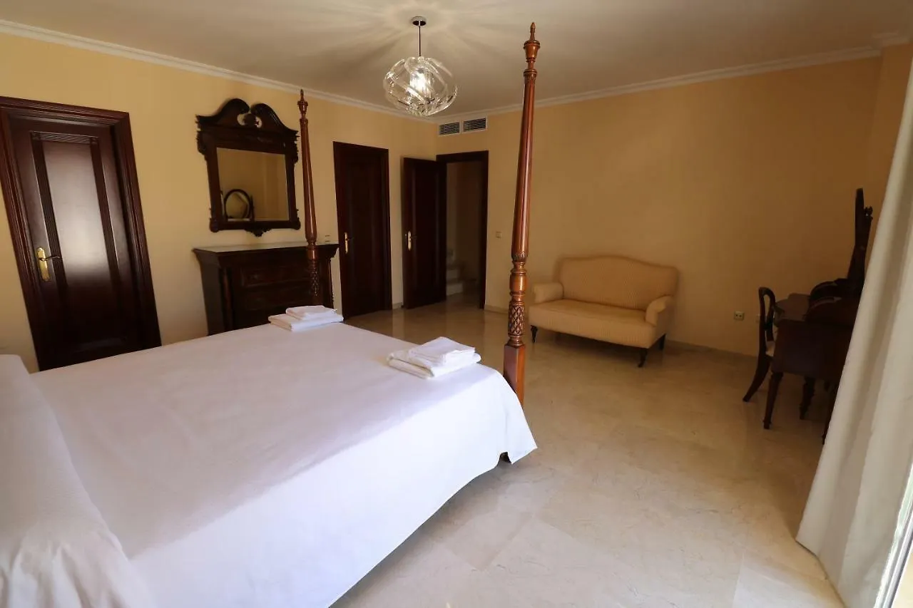 Villa De Lujo En Torremolinos