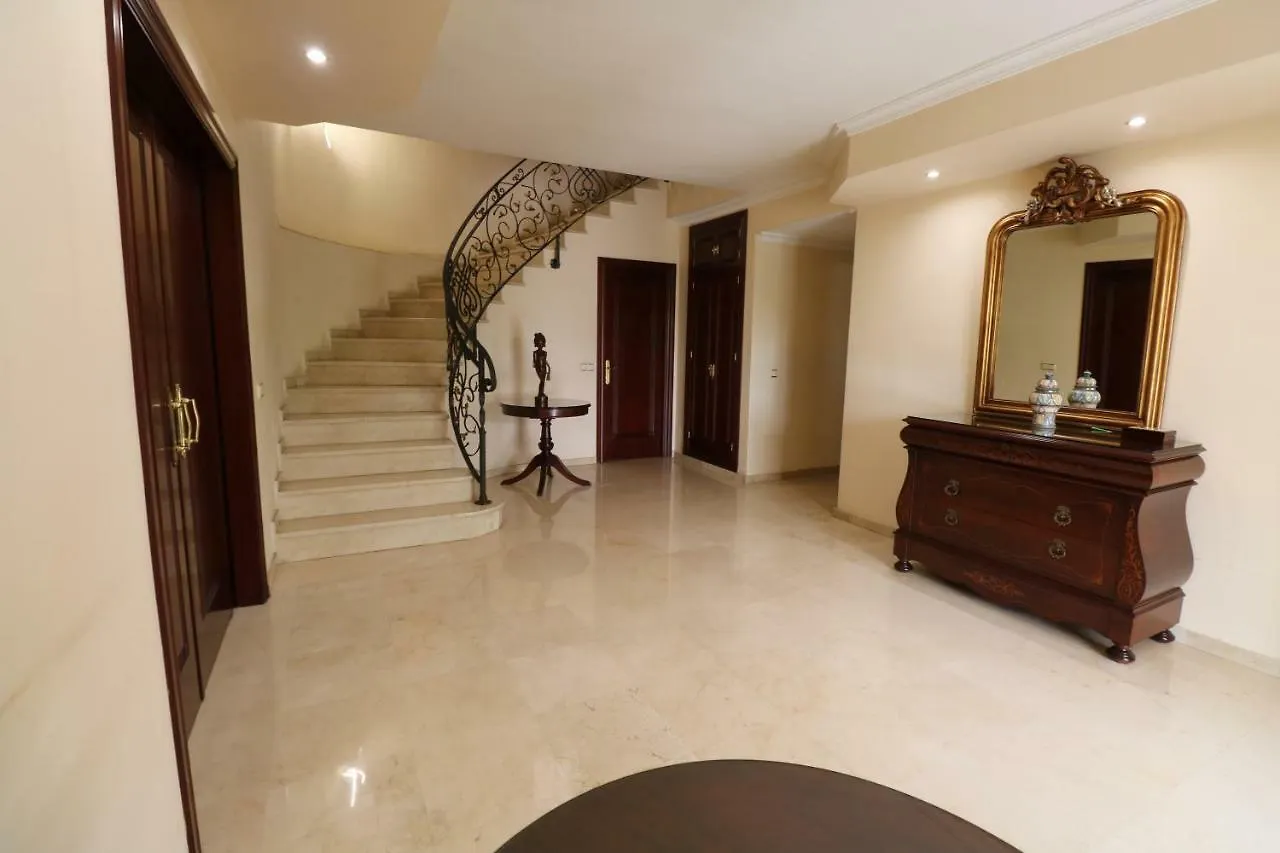 Villa De Lujo En Torremolinos 0*,
